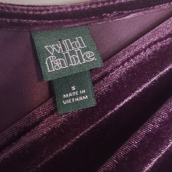 Wild Fable Velvet V-Neck Sleeveless Jumpsuit Size S - Picture 11 of 12